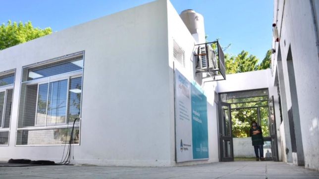 garro inauguro obras en un jardin de barrio aeropuerto: la educacion es prioridad