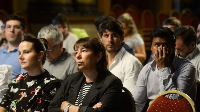 dos motochorros armados asaltaron a una concejala de la plata en barrio norte
