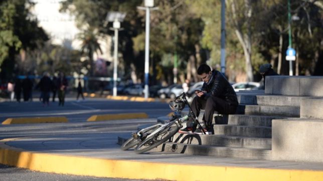 viernes agradable de sol en la plata: ¿como va a seguir el clima durante el fin de semana?