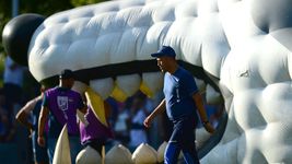 flores analizo el empate del lobo, valoro lo hecho con uno menos y ya hablo del clasico platense flores analizo el empate del lobo, valoro lo hecho con uno menos y ya hablo del clasico platense