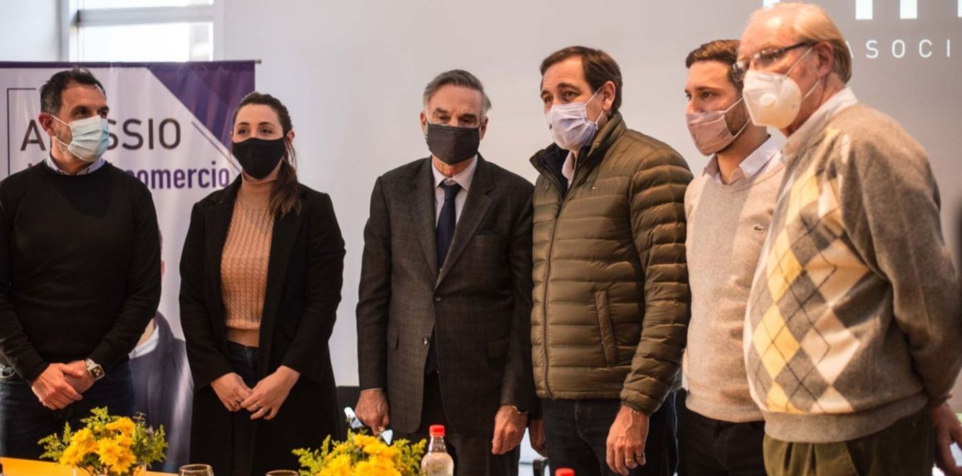 Pichetto Garro Lugli Alessio- Lugli julieta quintero Pichetto Garro Alesio Migue Toma