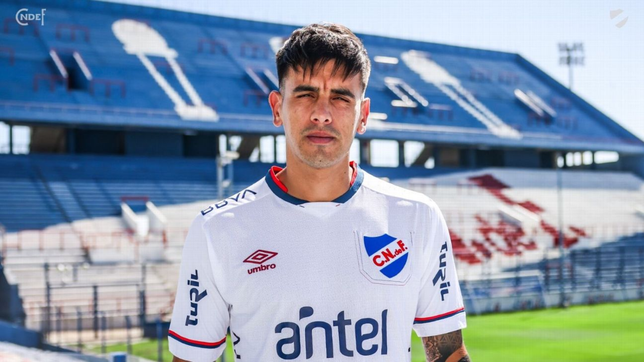 estudiantes prepara la revision medica y la firma de alexis castro