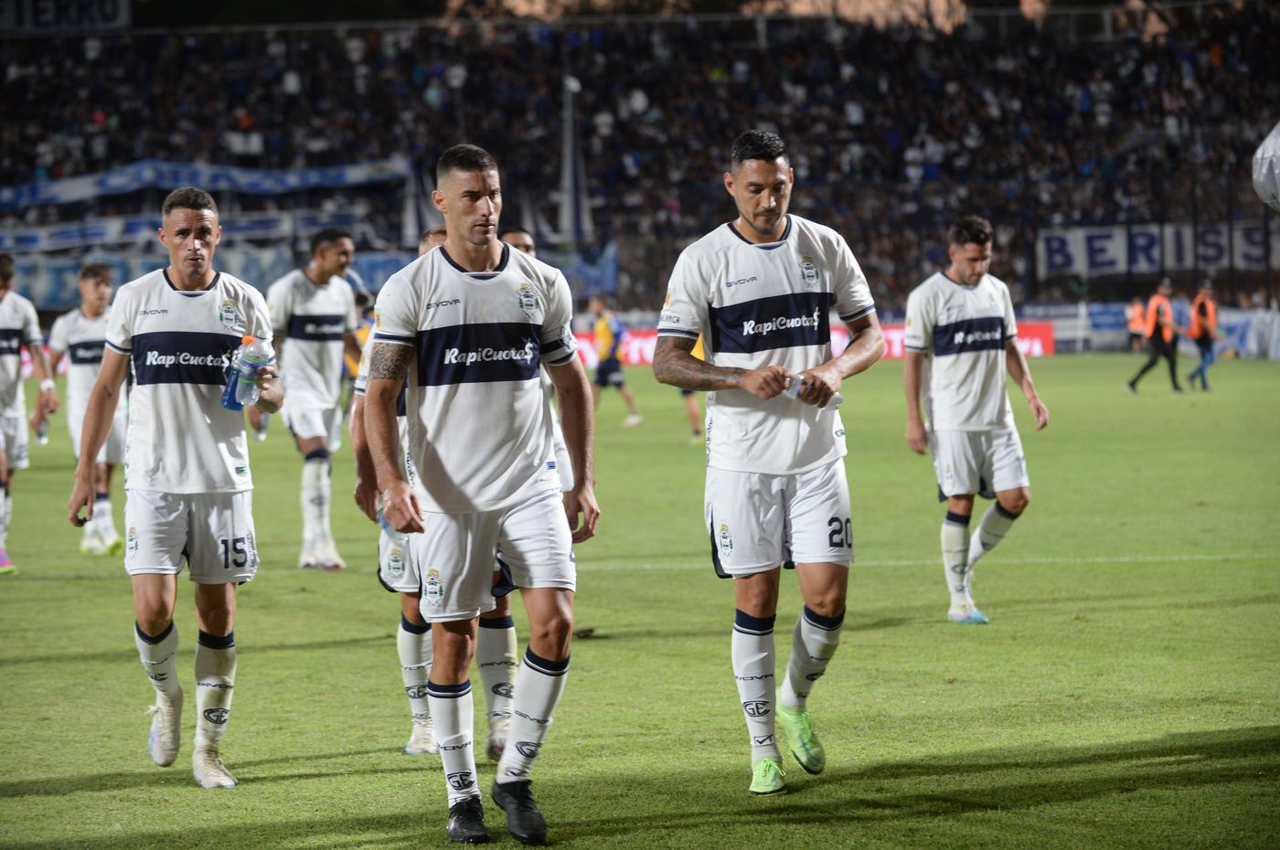 Gimnasia huracan entretiempo 5.JPG