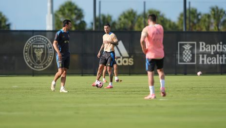 Ante las ausencias, Lionel Scaloni sorprende con dos nombres para visitar a Uruguay