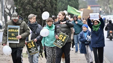 Vecinos de Parque Saavedra vuelven a marchar contra la reducción de las calles que lo rodean