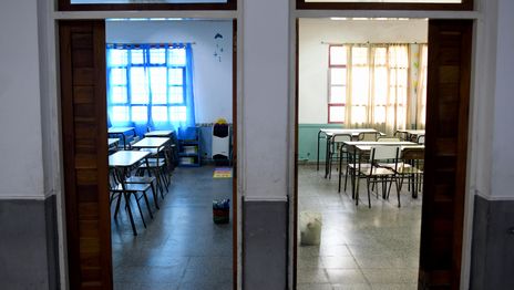 ¿Cómo fue el hecho de violencia escolar en La Plata que derivó en la convocatoria a paro?
