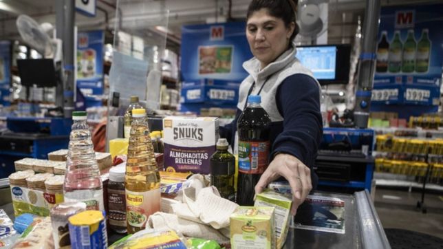 con un cambio de fecha, llega el dia del empleado de comercio