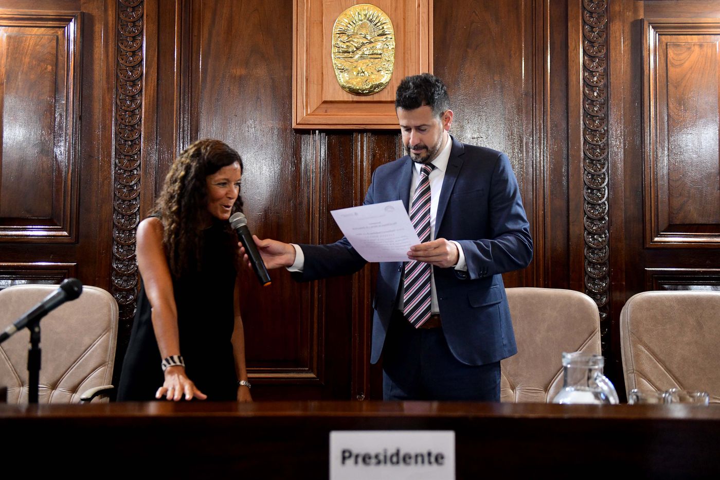 Luciana Bártolo defensora ciudadana (6).jpg