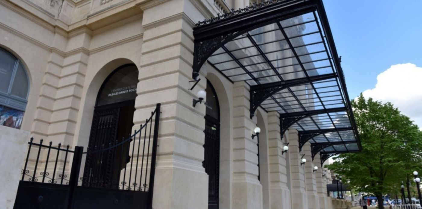 1571744171073.jpeg?x=3&y=151&width=1271&height=635&rotate=0&scaleX=1&scaleY=1&ow=1280&oh=853&&cw=1920&ch=950