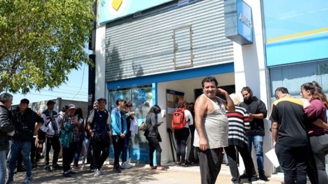 con bono extra incluido, la anses y el ips confirmaron los calendarios de pagos