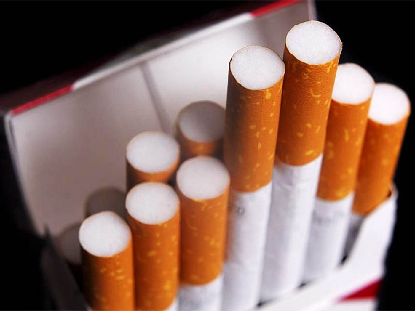 Aumentan los cigarrillos ¿cuánto subieron y a qué precio se venden?