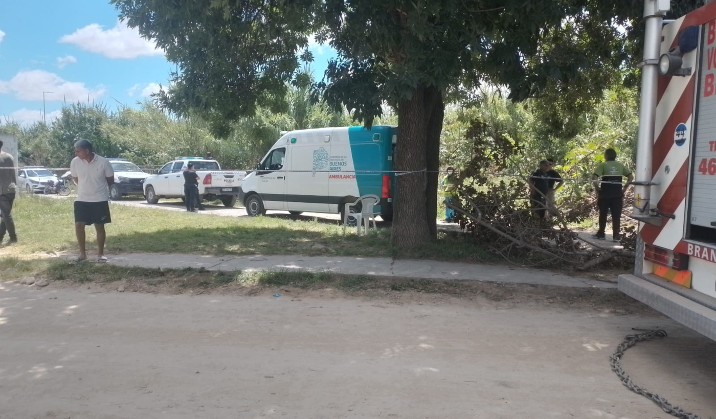 Muerto en Berisso.png