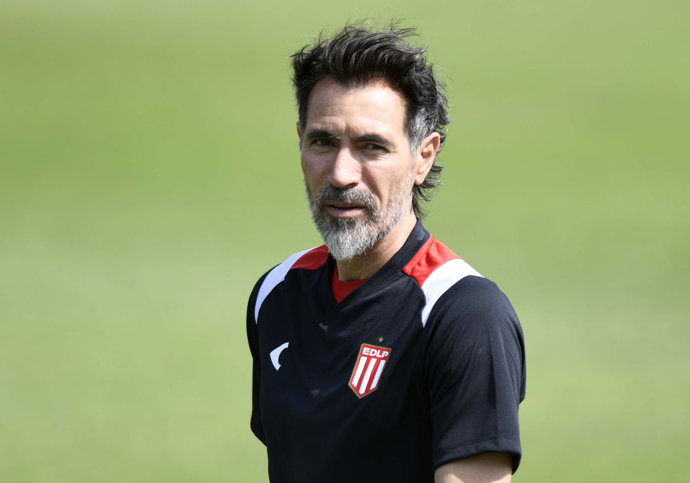 Estudiantes entrenamiento pretemporada Domínguez