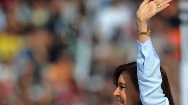 el mensaje de cristina kirchner felicitando a estudiantes secundarios de la plata