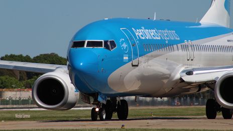 Aerolíneas Argentinas festeja su cumpleaños con un 25% de descuento y 6 cuotas sin interés en vuelos nacionales e internacionales Aerolíneas Argentinas festeja su cumpleaños con un 25% de descuento y 6 cuotas sin interés en vuelos nacionales e internacionales