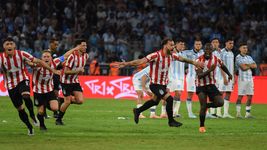 estudiantes cerro el torneo clausura 2025 gritando campeon estudiantes cerro el torneo clausura 2025 gritando campeon