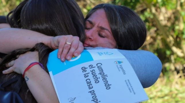 ferraresi sigue entregando creditos y viviendas en caba y municipios bonaerenses