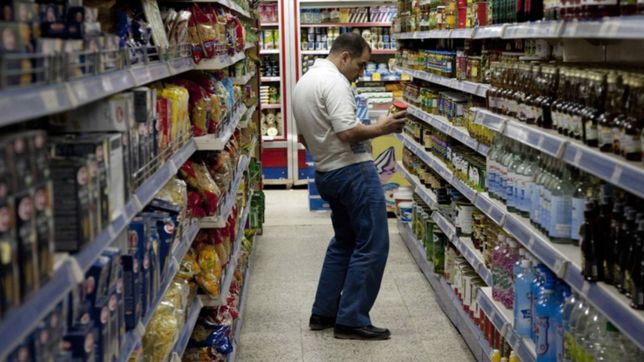 inflacion record: cerro el ano 53,8 y es la mas alta desde hace 28 anos