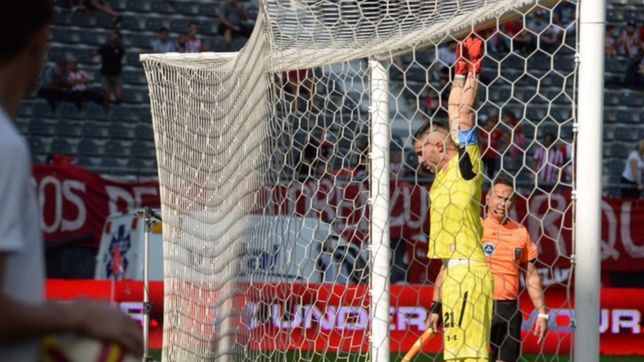estudiantes sigue avanzando para la continuidad de andujar y asi esta la negociacion