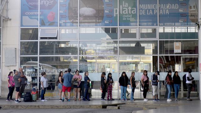 arrancaron las obras para renovar un sector de la terminal de omnibus de la plata