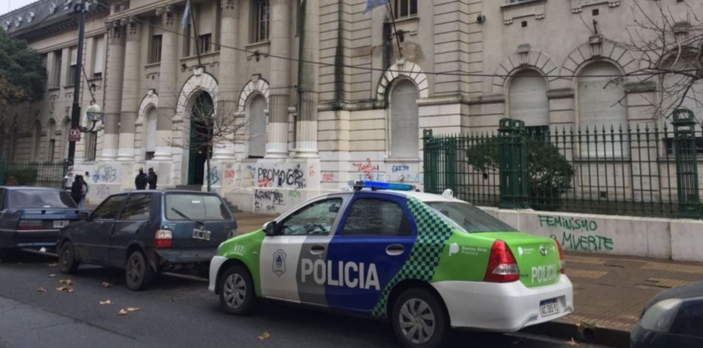 1545931553177.jpeg?x=10&y=310&width=1261&height=630&scaleX=1&ow=1280&oh=960&rotate=0&scaleY=1&&cw=1920&ch=950