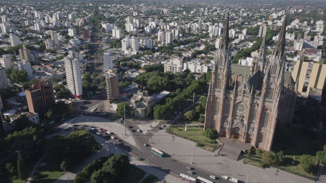 ¿quienes seran los embajadores de la plata que impulsaran a la ciudad como destino turistico?