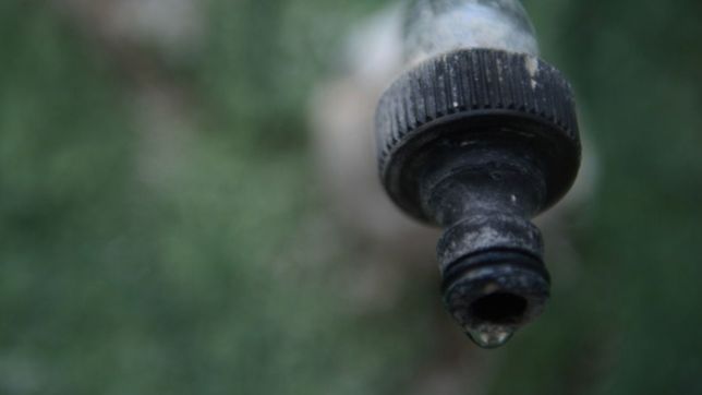 realizaran reparaciones en la red agua de la plata y habra baja presion en una amplia zona