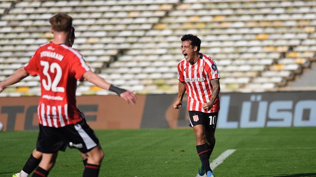 ¿se ilusiona palacios? de arrascaeta podria ser baja en la seleccion uruguaya para el mundial