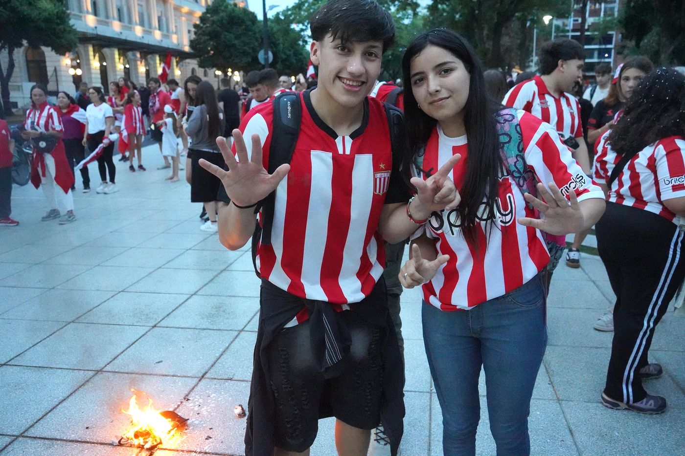 El color de los festejos de Estudiantes en 7 y 50 El color de los festejos de Estudiantes en 7 y 50