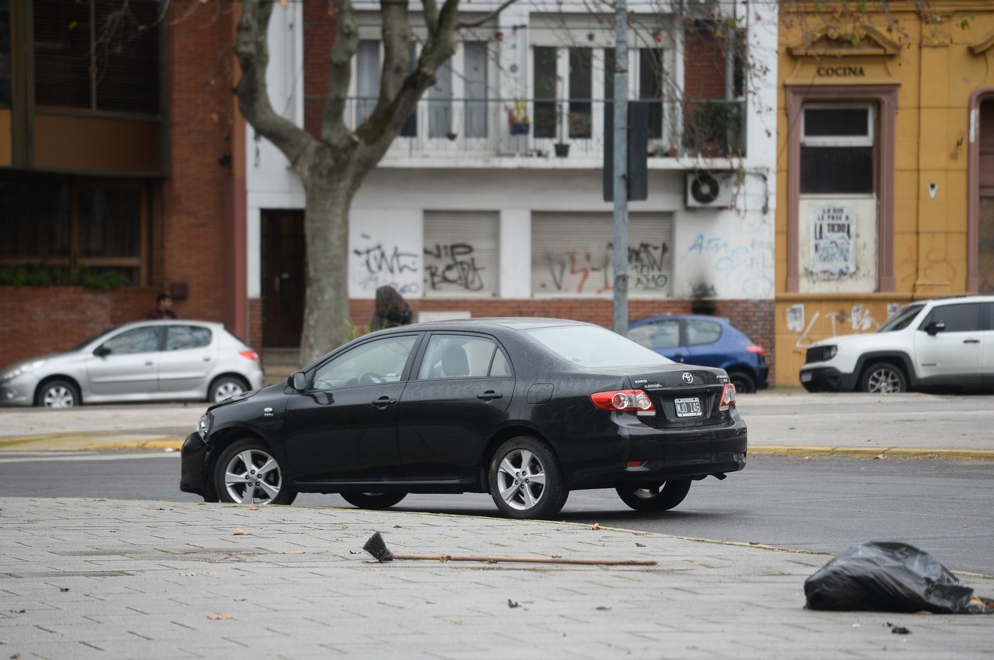 Auto atropelló a dos barrenderas (15).jpeg