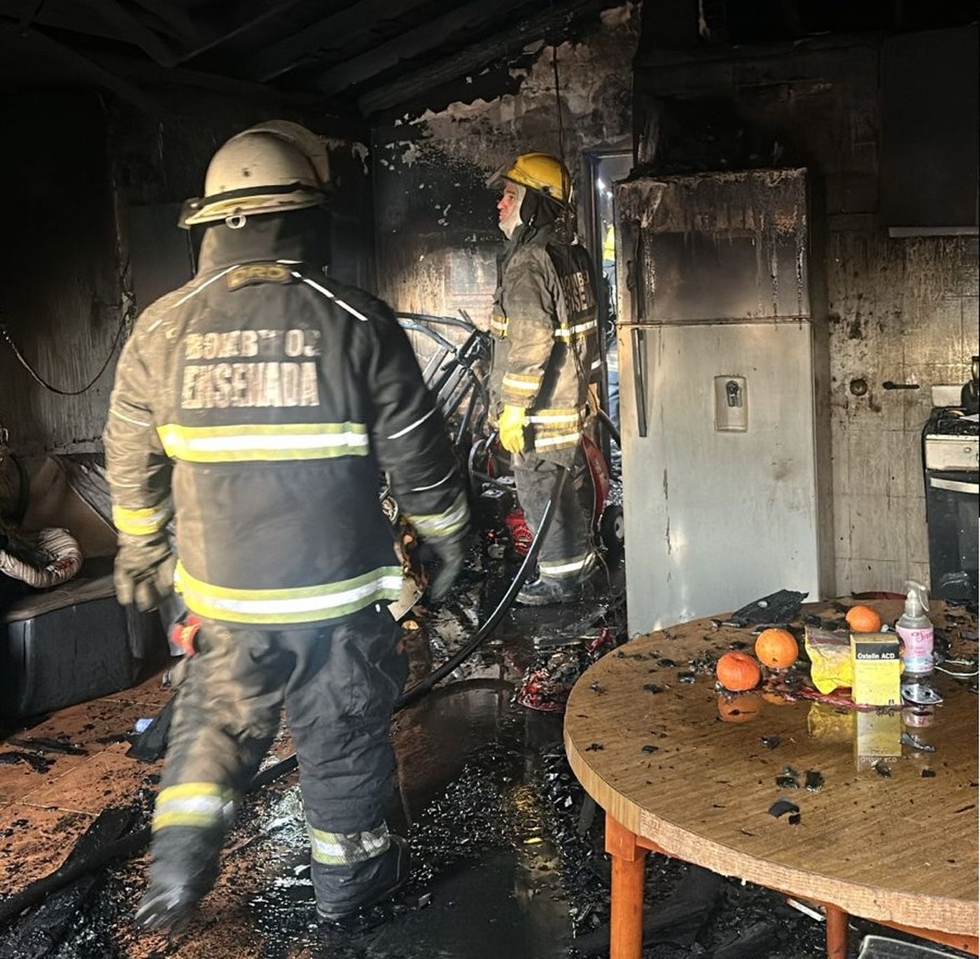 Los daños en la casa de Ensenada incendiada fueron totales Los daños en la casa de Ensenada incendiada fueron totales
