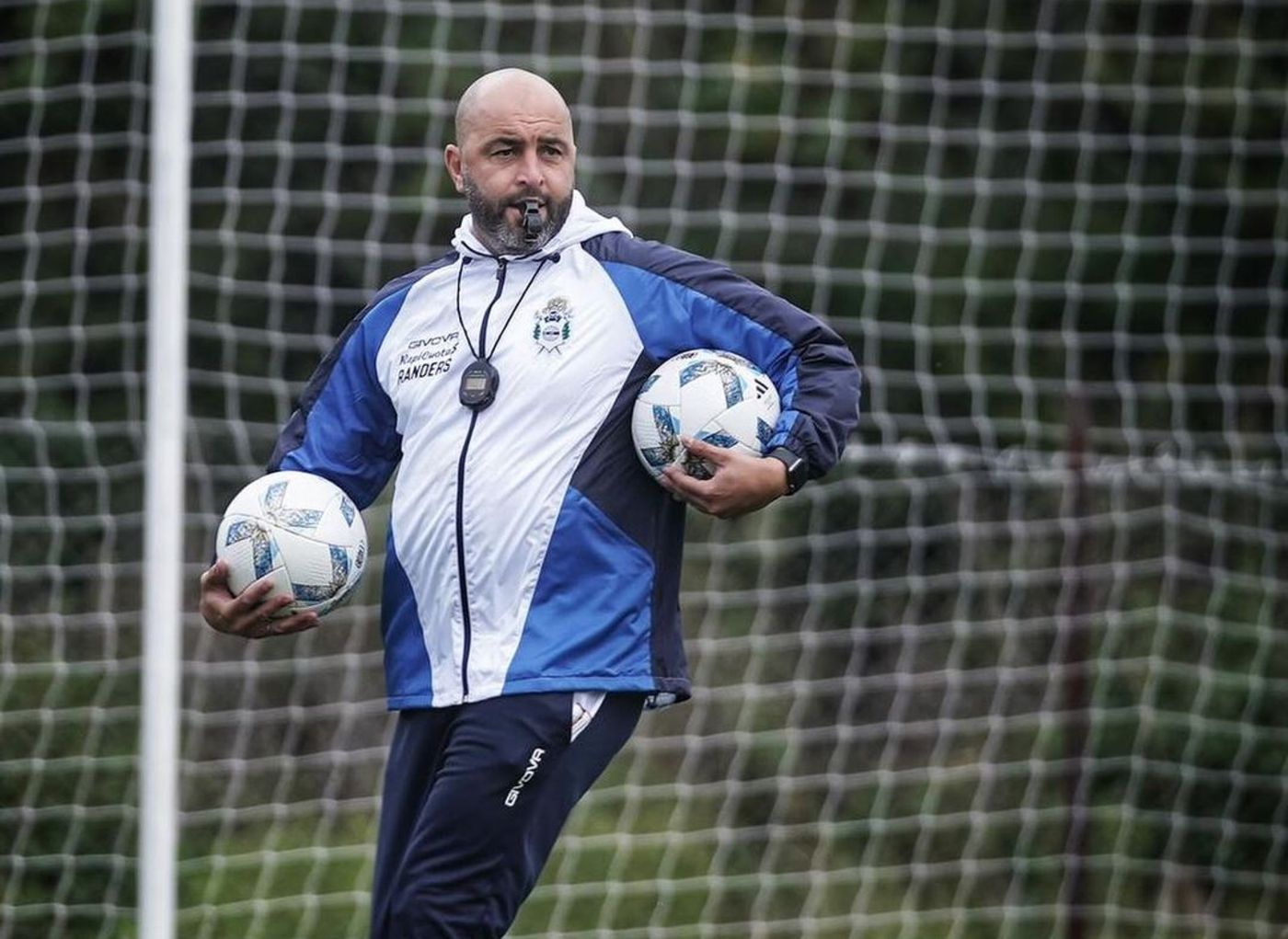 Marcelo Méndez entrenamiento Gimnasia 4.jpg