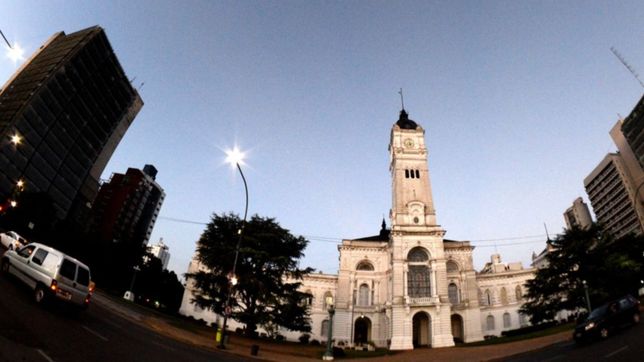 paritaria: garro ofrecio una suba del 35% a los municipales y no hubo acuerdo