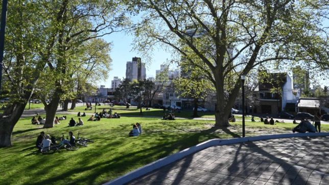 anticipan un fin de semana a puro sol y con aires de primavera en la plata