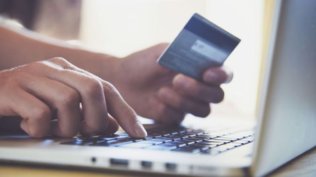 a partir de abril se podran hacer compras online en el exterior con un limite de 600 usd