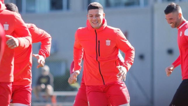 marcos rojo: ?me encantaria que mis hijas me vieran con la camiseta de estudiantes?