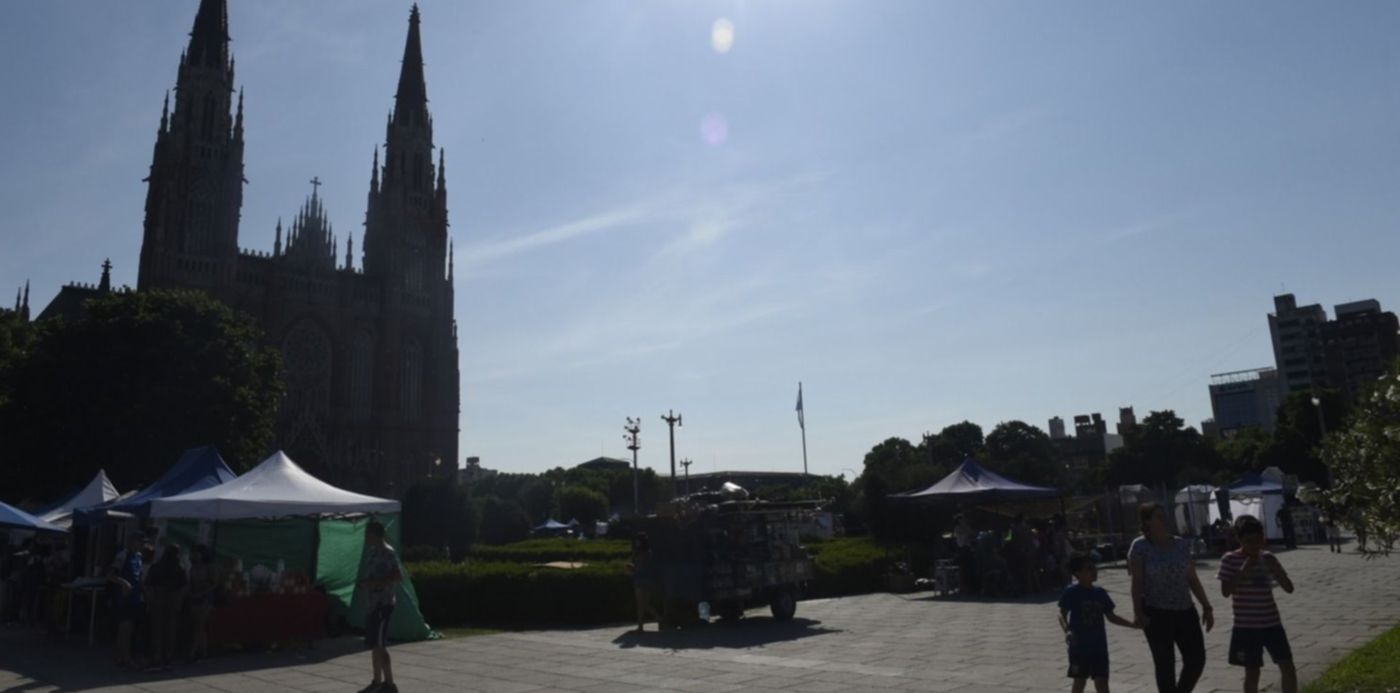 1574195073171.jpg?width=1493&rotate=0&scaleY=1&ow=1500&x=7&y=186&oh=998&height=746&scaleX=1&&cw=1920&ch=950