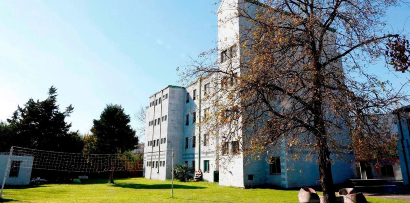 1533562389969.jpg?x=10&height=743&oh=999&scaleY=1&ow=1500&y=226&width=1486&rotate=0&scaleX=1&&cw=1920&ch=950