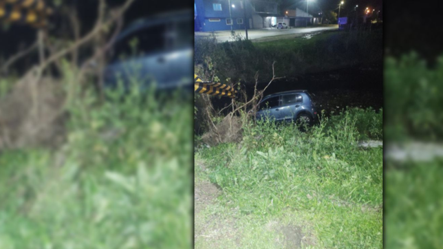 perdio el control de su auto camino a berisso y se cayo de un puente
