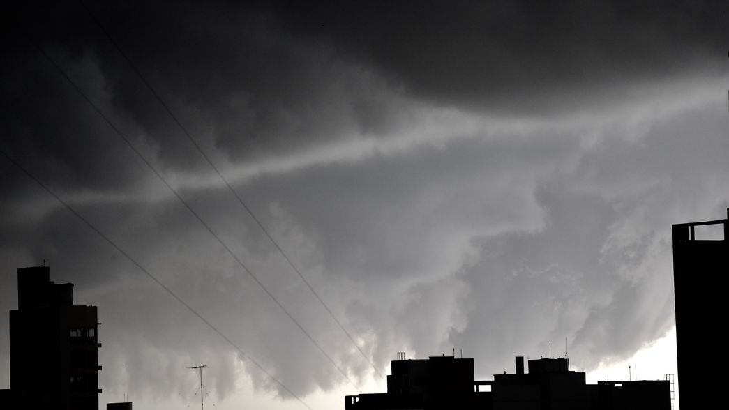 Lanzaron un alerta amarillo por fuertes tormentas y posible caída de granizo en La Plata