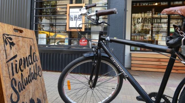 semana sustentable: dieteticas de la plata hacen rebajas a quienes vayan a comprar en bici