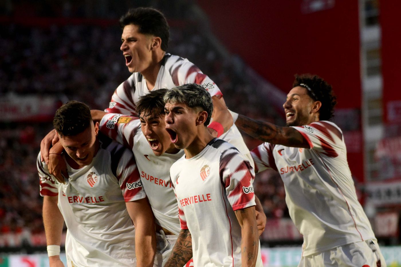 Estudiantes Unión Pérez festejo gol