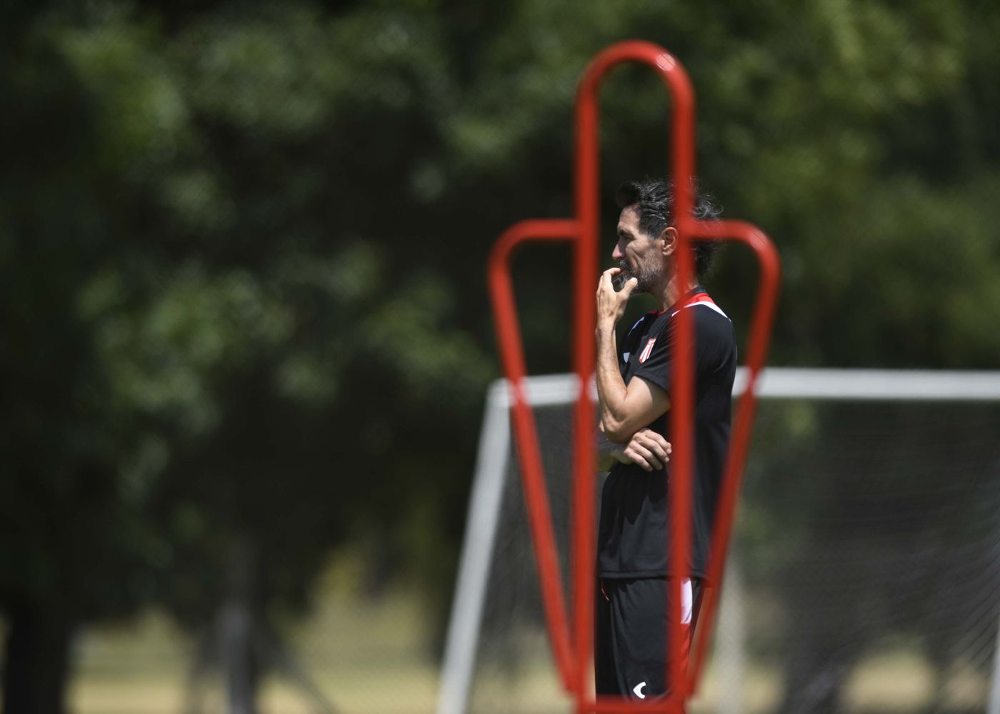 Estudiantes entrenamiento pretemporada Domínguez