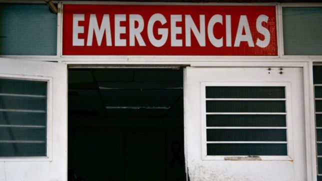 lo descubrieron robando cables en la plata, lo molieron a golpes y termino internado