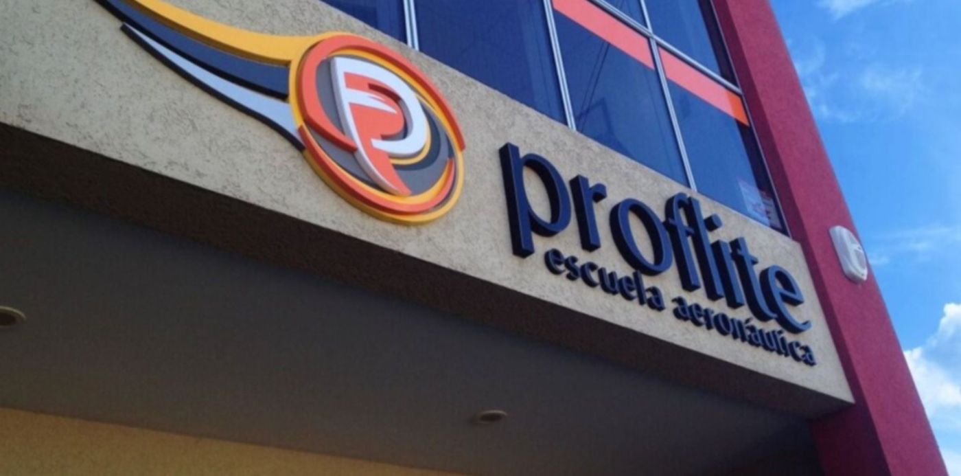 1565551063352.jpg?y=184&height=605&rotate=0&scaleY=1&ow=1226&x=5&scaleX=1&oh=821&width=1211&&cw=1920&ch=950