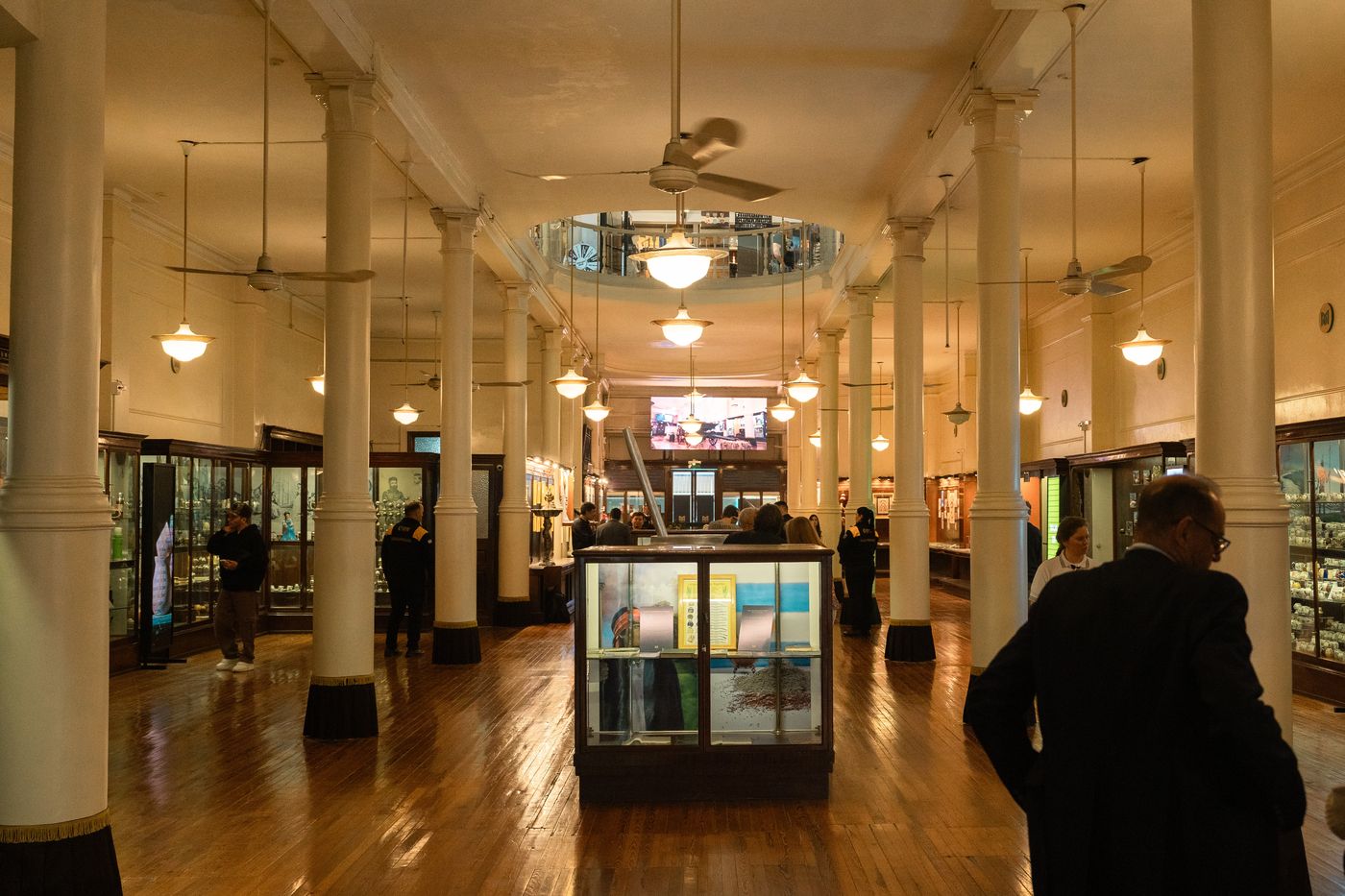 Visitantes disfrutan de la historia y tradición del mate a través de exhibiciones interactivas y degustaciones únicas