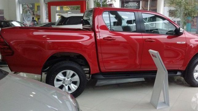 ypf subasta camionetas con precio base de 520.000 pesos: ¿como participar?