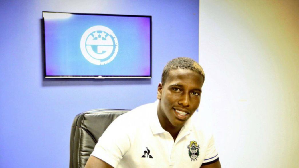 Firmó Jan Hurtado, ¿el nuevo Marco Pérez?