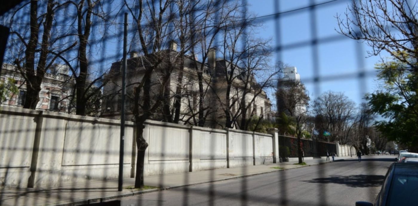 vallado en la gobernación