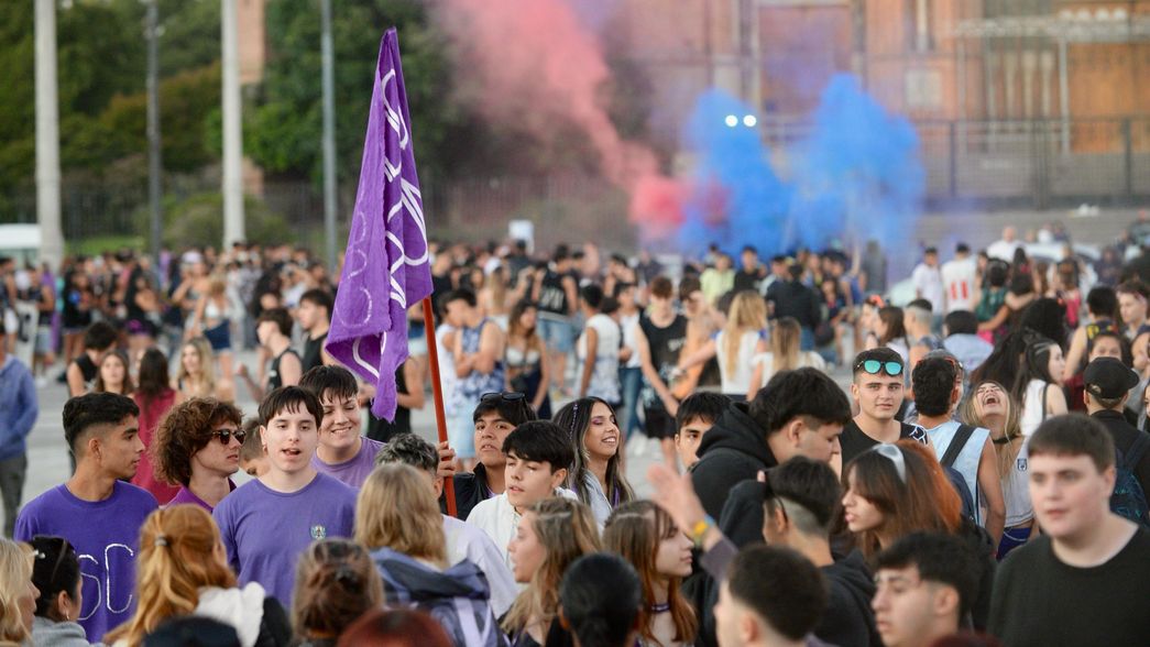 La Defensoría alertó por el alto consumo adolescente de alcohol en la previa del UPD
